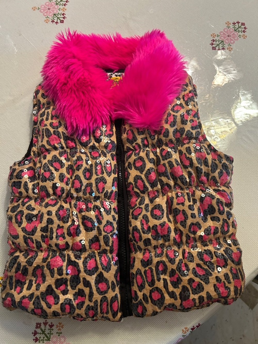 Pre-owned Girls' Leopard Print Puffer Vest with Hot Pink Faux Fur Collar